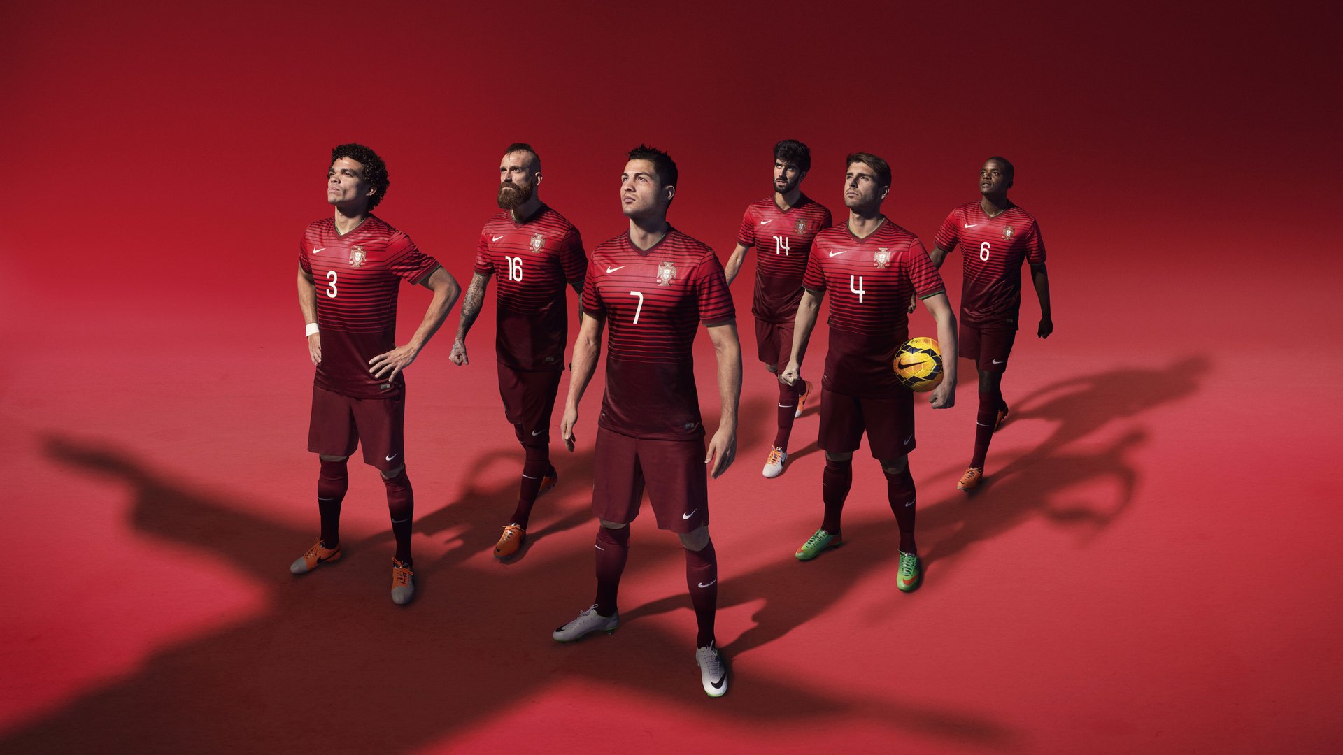 勇士外线投篮回暖连续命中关键三分，勇士内线被打爆了